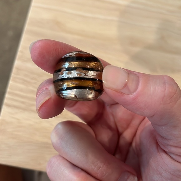 Ring - Picture 4 of 4